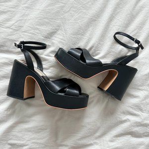 DOLCE VITA - Wessi Heels in Black - size 8 - Platform Shoe